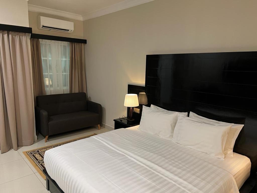 Aneeda Inn Pantai Cenang  Zewnętrze zdjęcie