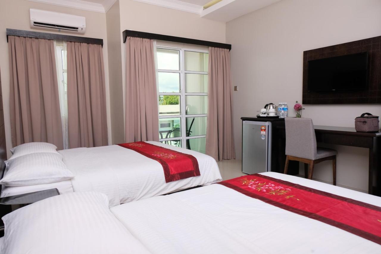 Aneeda Inn Pantai Cenang  Zewnętrze zdjęcie