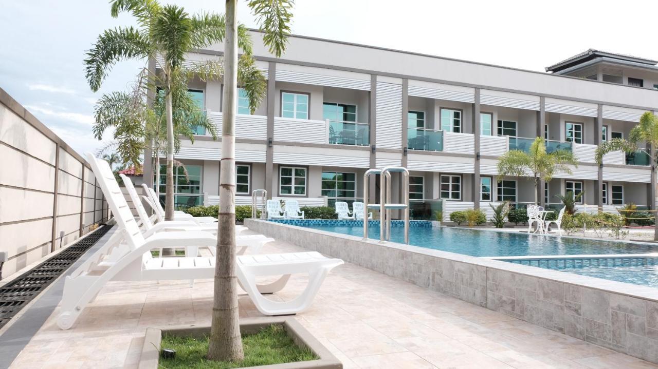Aneeda Inn Pantai Cenang  Zewnętrze zdjęcie