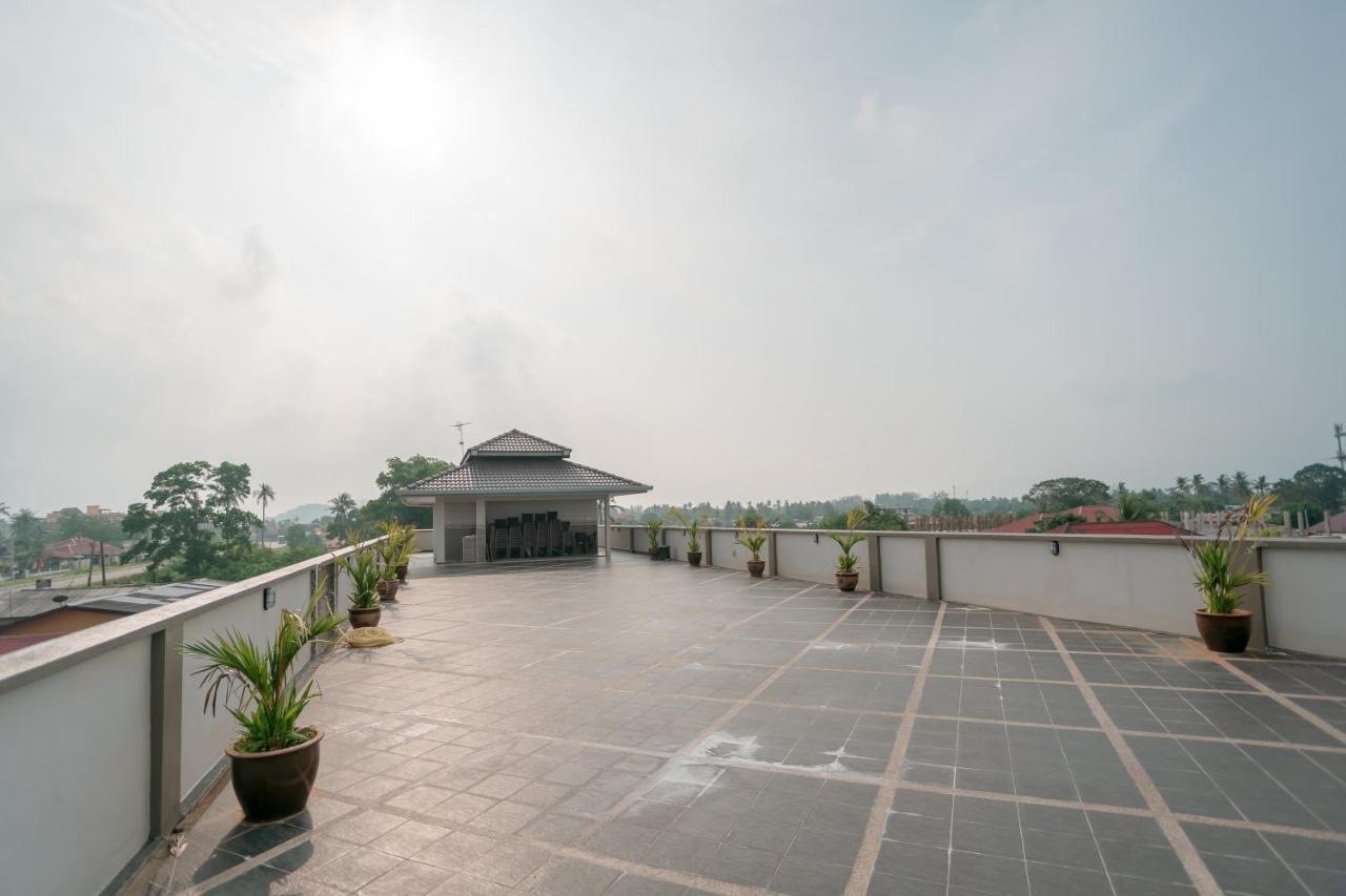 Aneeda Inn Pantai Cenang  Zewnętrze zdjęcie